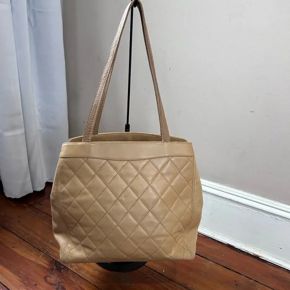 Chanel Beige Lambskin Leather Quilted Hand Bag(Damaged) - Picture 3 of 17